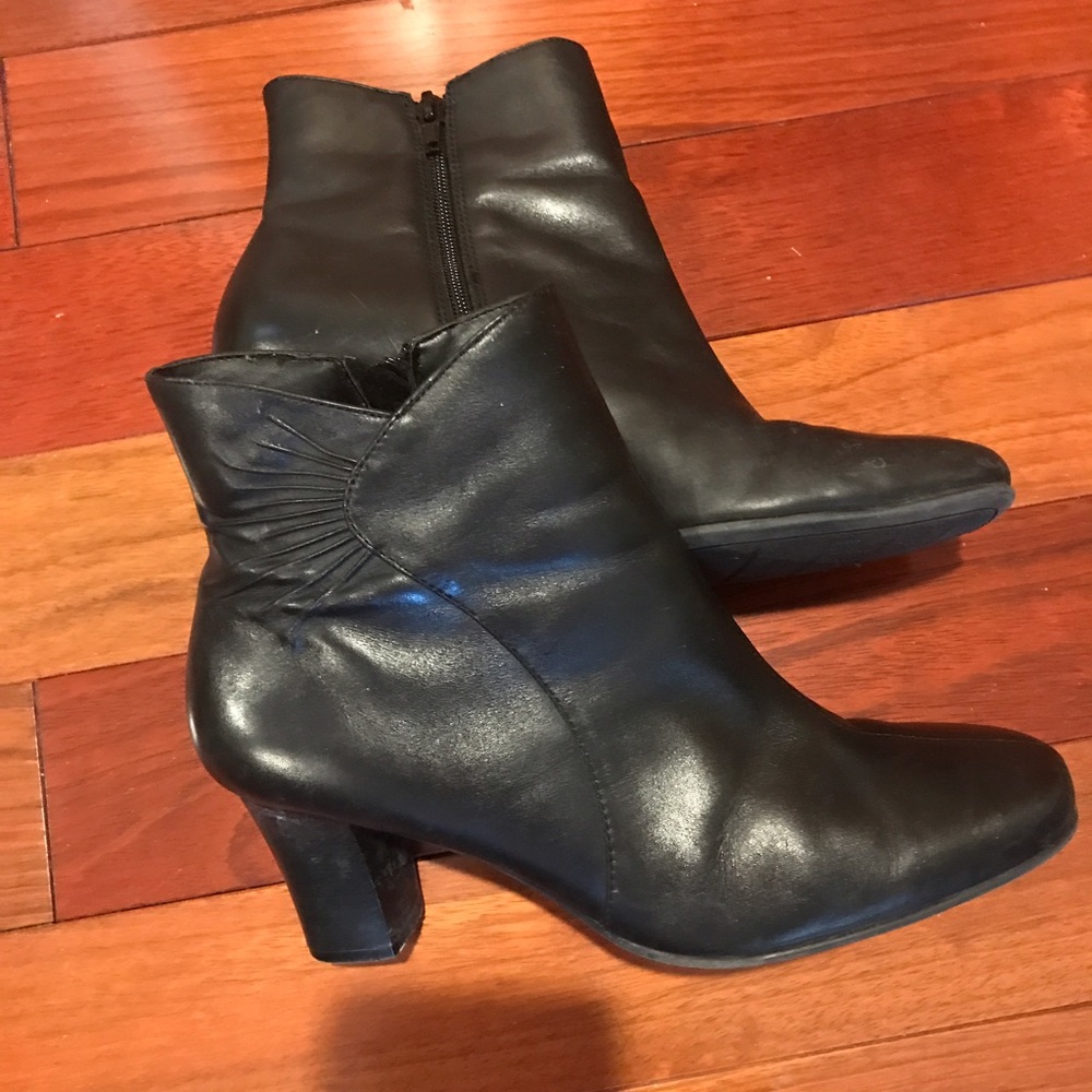 Black Ankle High Boot